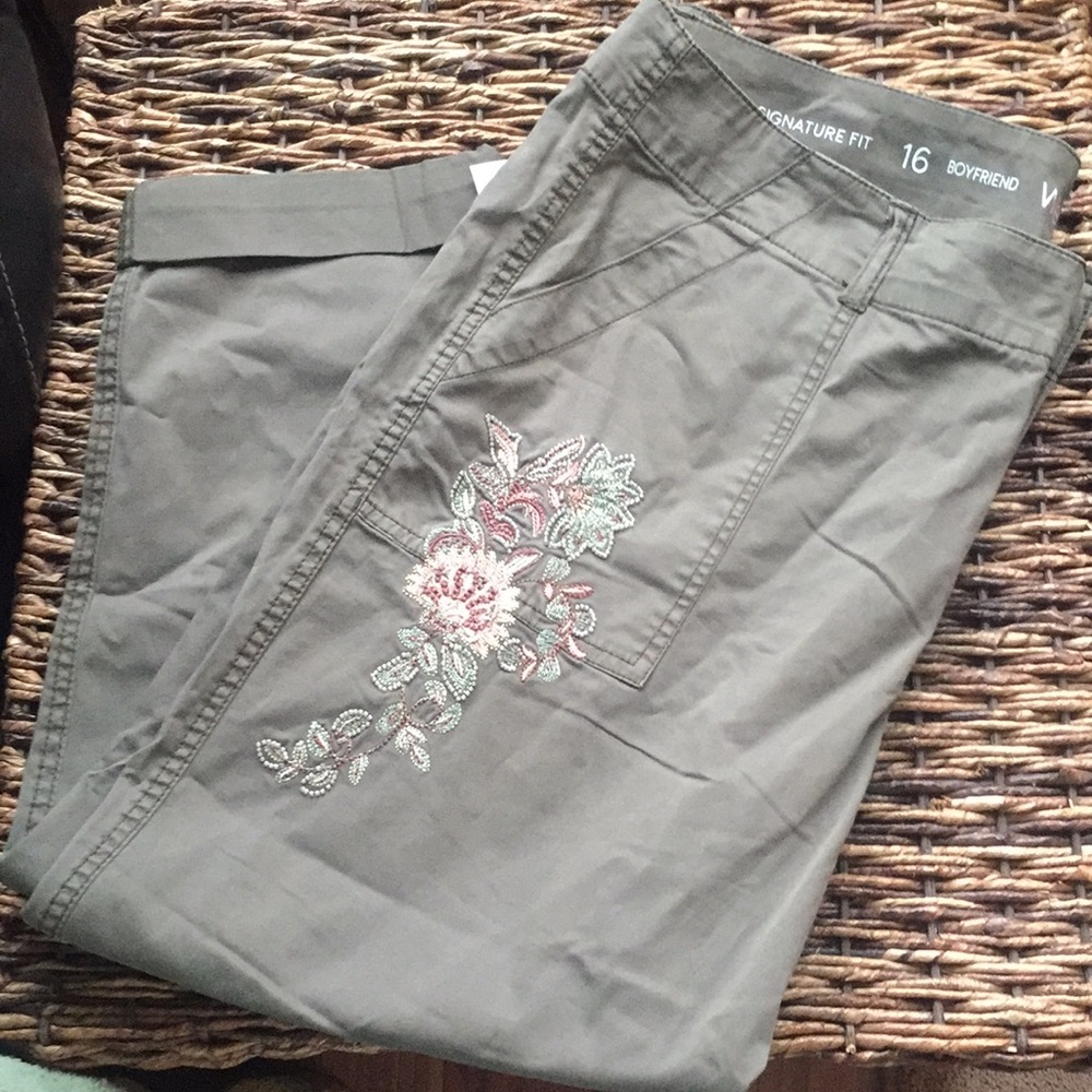 🛑SALE🛑Dressbarn Westport Capris